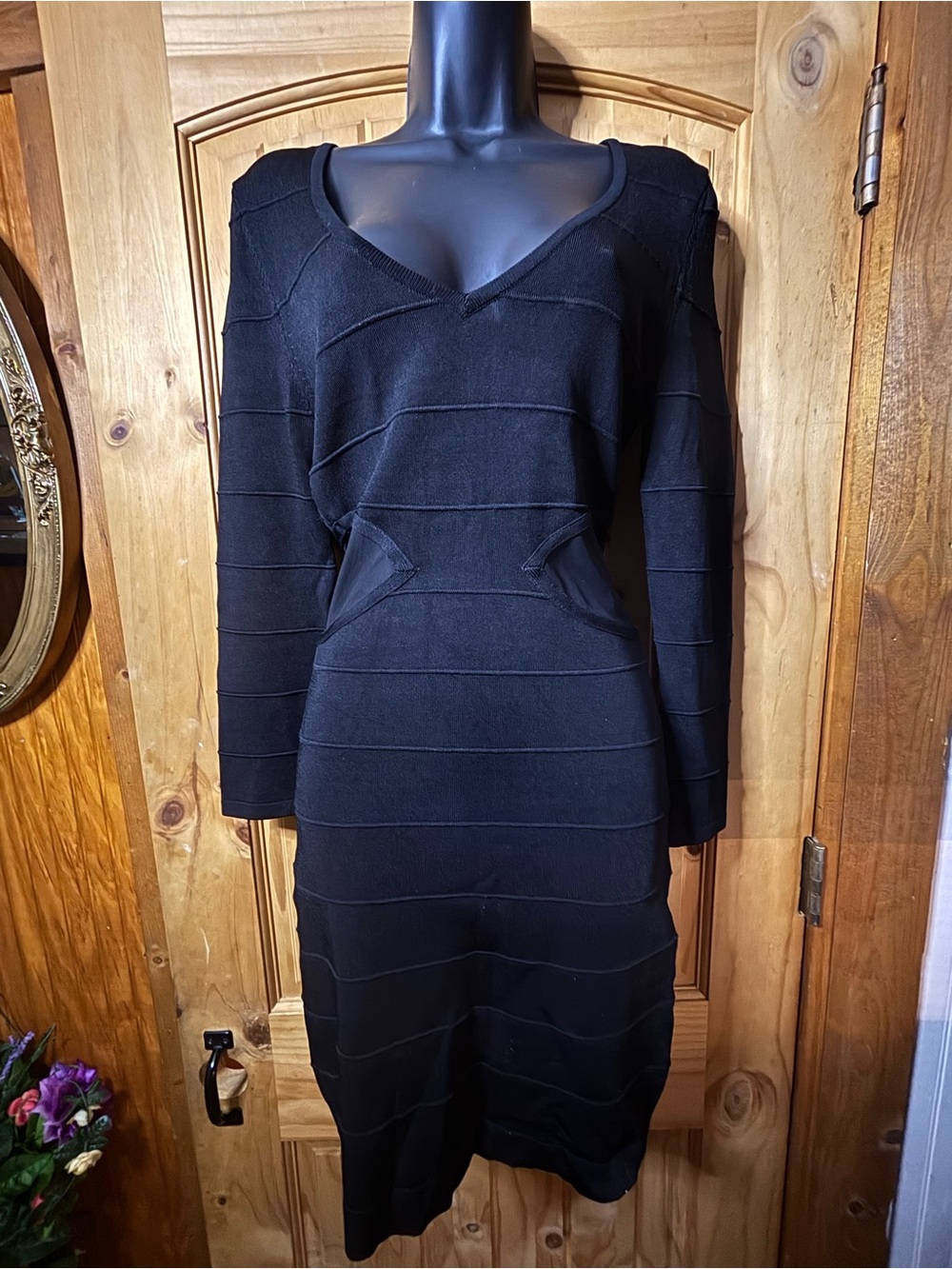 bebe Black V-Neck Long Sleeve Knit Dress with Front Pockets